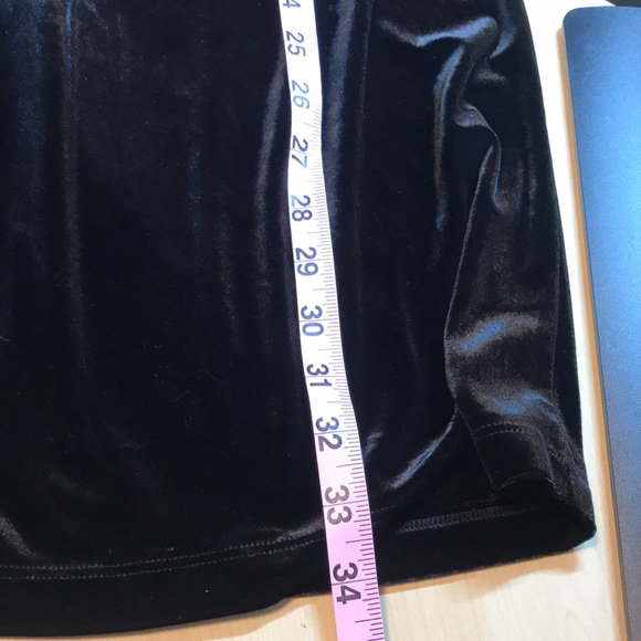 Under Skies Black Velvet Cocktail Dress Size Large - Picture 8 of 8